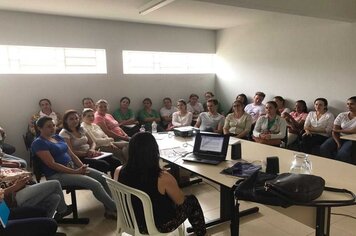 Foto - CAPACITAÇÃO PARA EQUIPES DE SAÚDE DA FAMÍLIA.